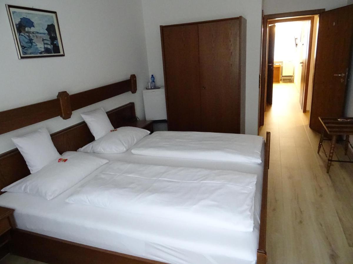 Aparthotel Zum Dom Kleinblittersdorf Exterior foto